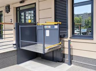 Вертикальная подъемная платформа для ММГН Veara EasyLift 1,2 м. цвет RAL 8017