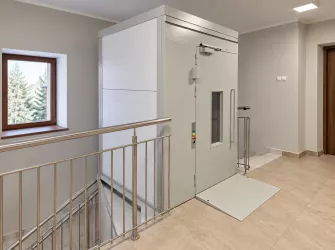 Шахтный подъемник для инвалидов VEARA EasyLift 4.0